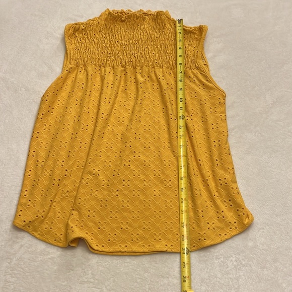 Karlie top‎ - Picture 3 of 9